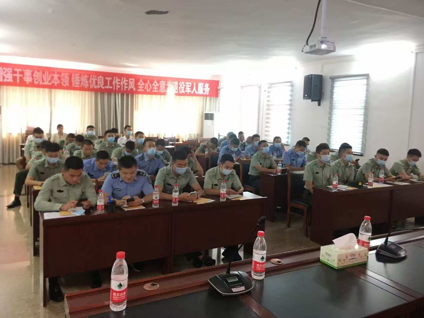 大兵哥适应性培训走进县区